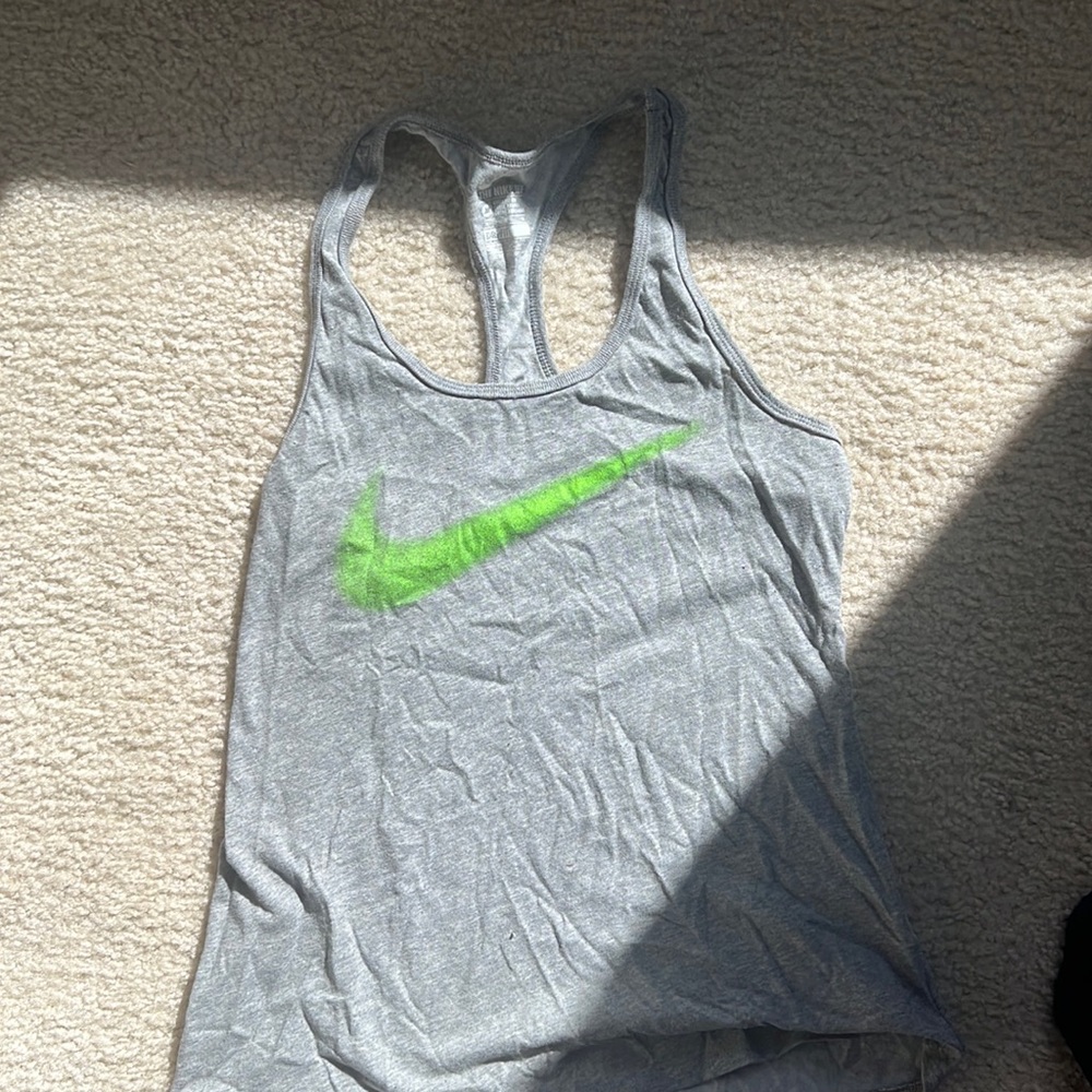 Workout tank top